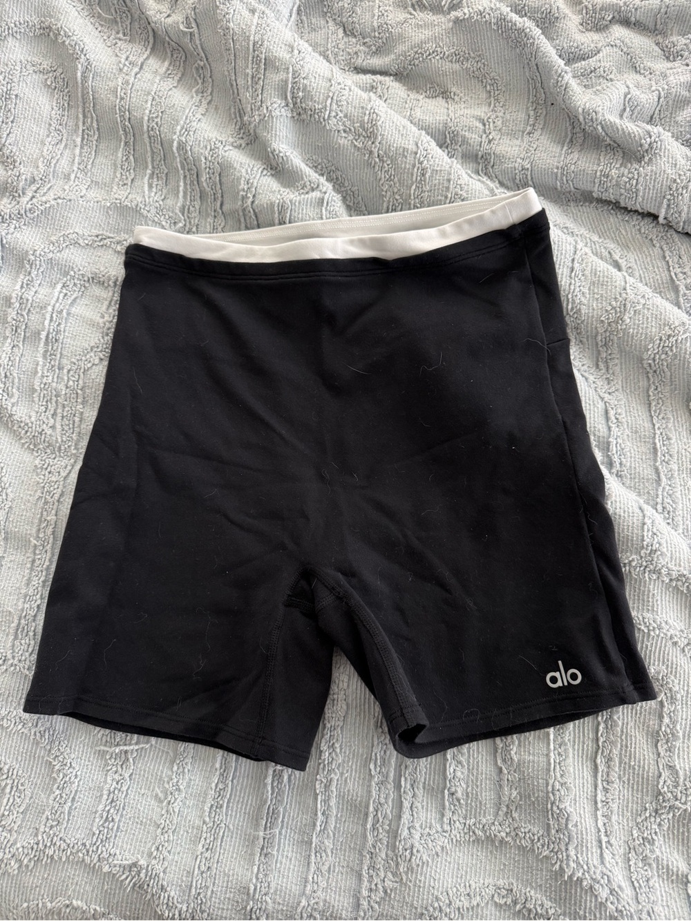 Alo double up shorts